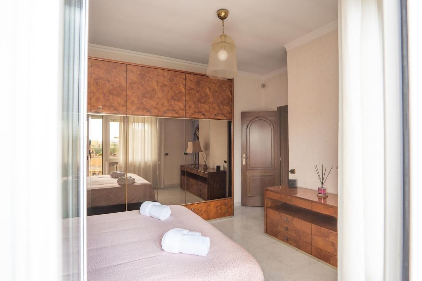 Happio Apartment